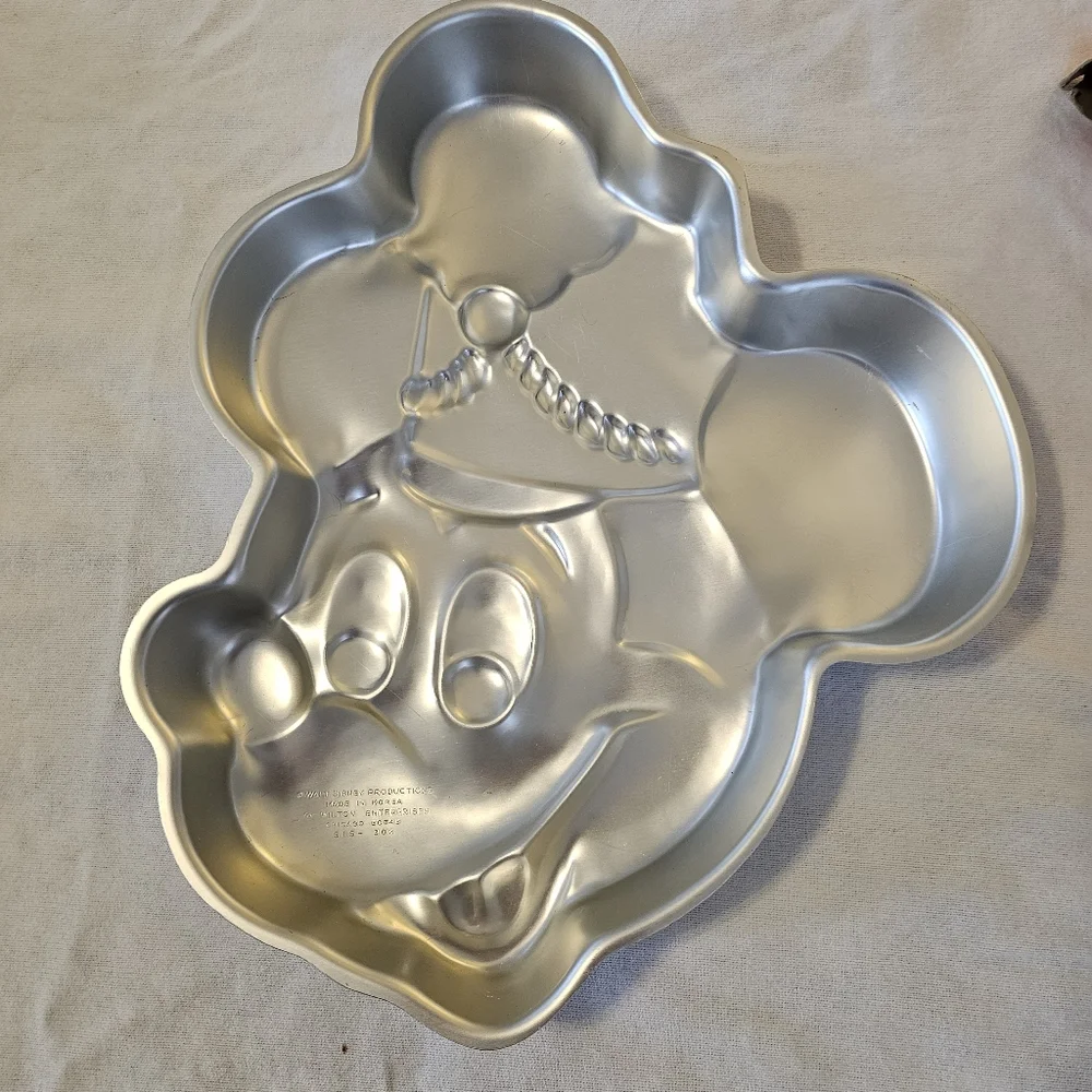 Vintage 1974 WILTON Mickey Mouse Cake Decorating Set - PAN ONLY - Disney